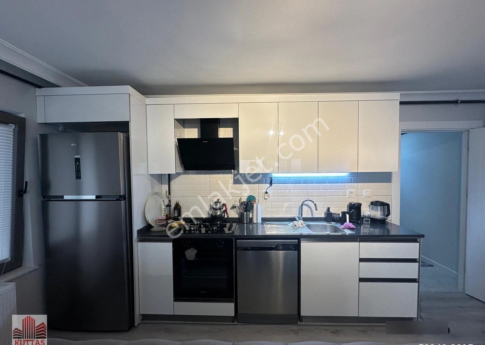 Kuttaş'tan Turgutreis Caddesi Üzeri Yen Bina 1+1 Kiralık Daire - Görsel 10