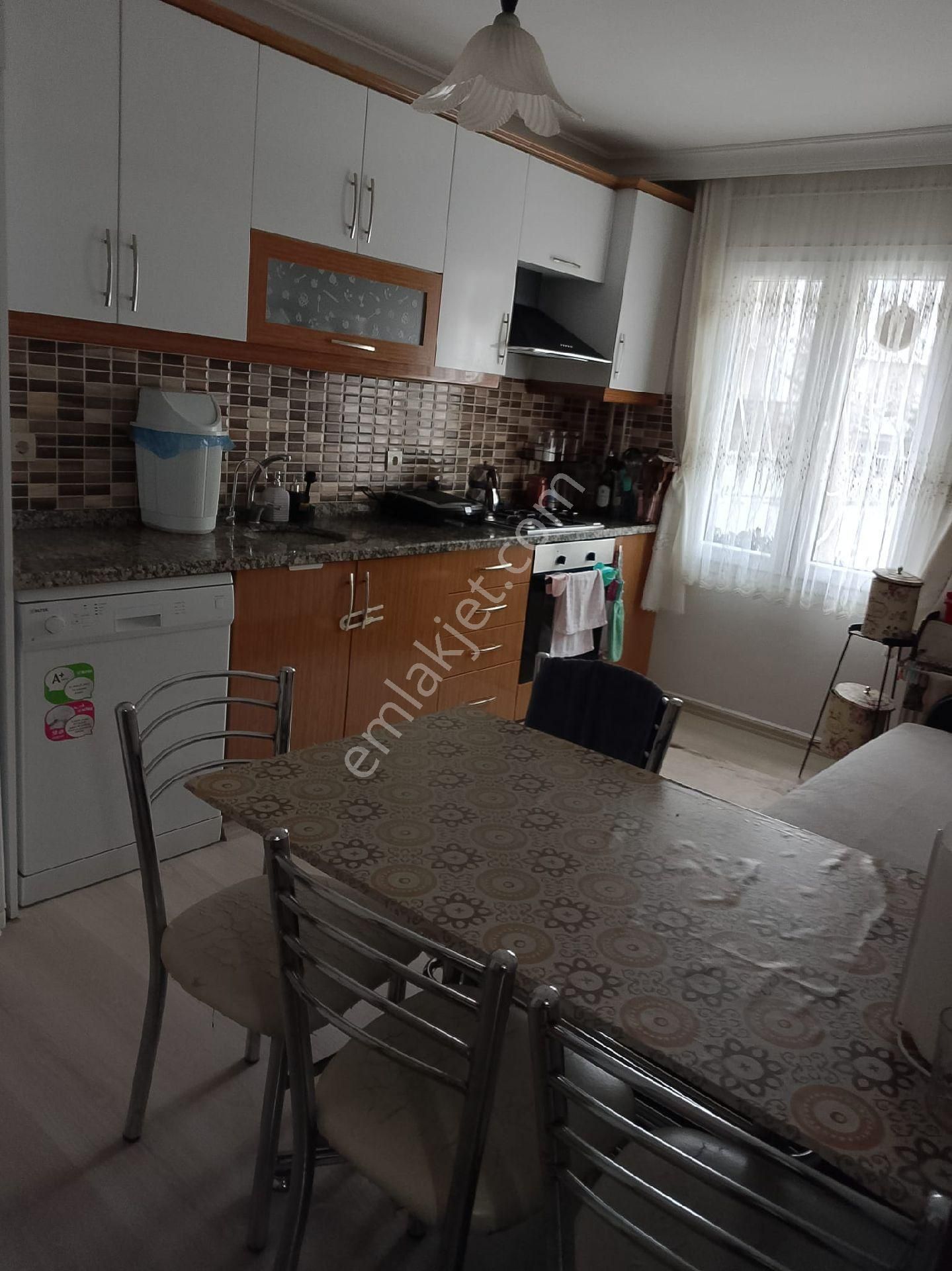 Aydın Söke Fevzipaşa Mah. Altında Deposu Olan Doğalgazlı 2+1 Yüksek Giriş Satılık Daire - Görsel 11