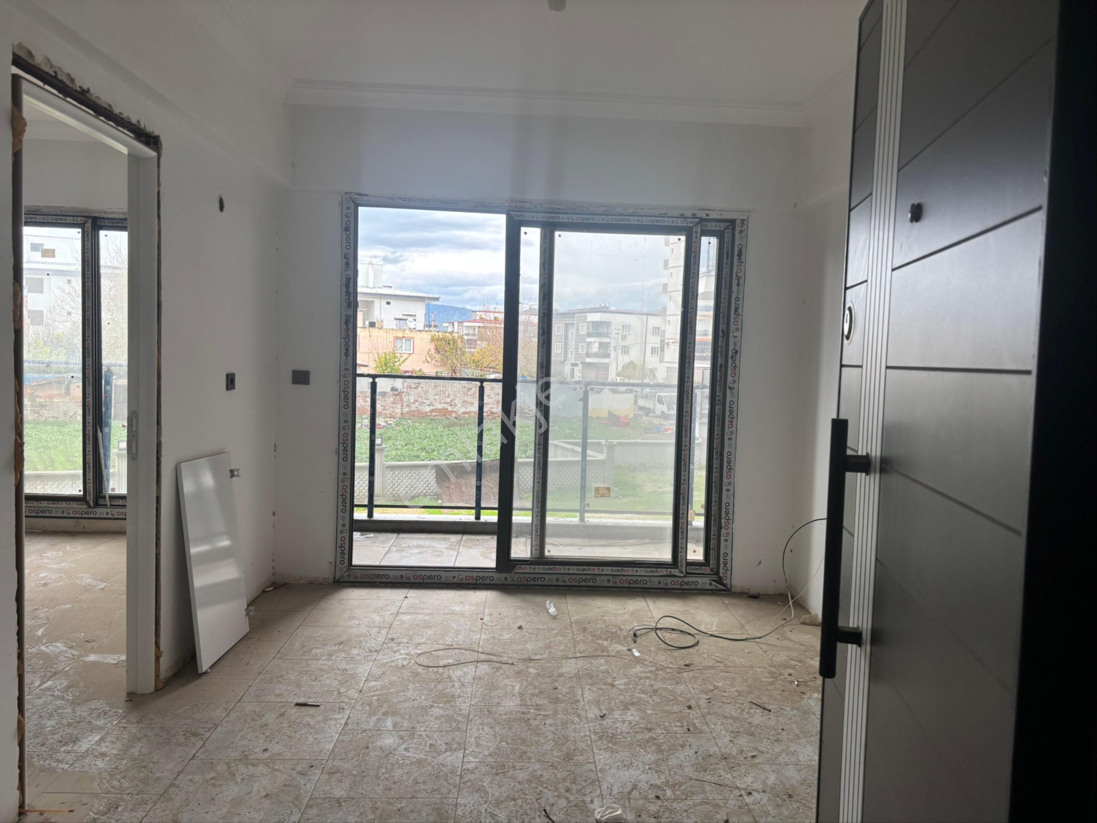 2+1 Havuzlu Sitede Satılık Daire - Görsel 3