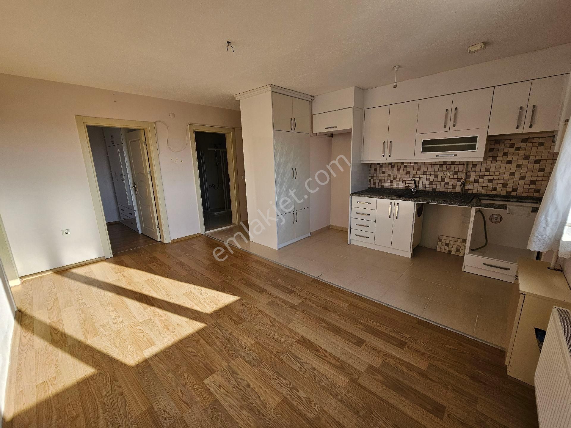 Uşak Aybey Tokide Satılık Çok Bakımlı Daire