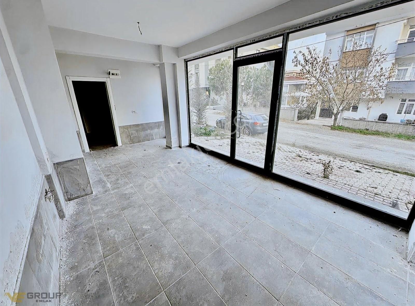 1+1 Fiyatına Aydınlık Caddesine 2.bina Altı Köşe Parsel Dükkan - Görsel 5