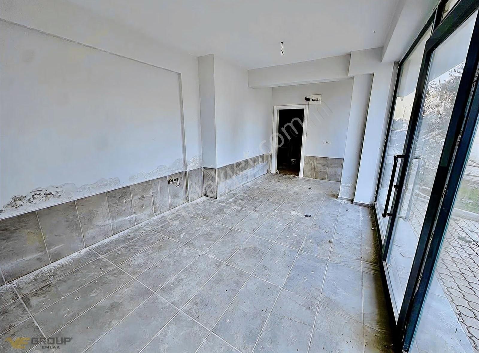 1+1 Fiyatına Aydınlık Caddesine 2.bina Altı Köşe Parsel Dükkan - Görsel 10