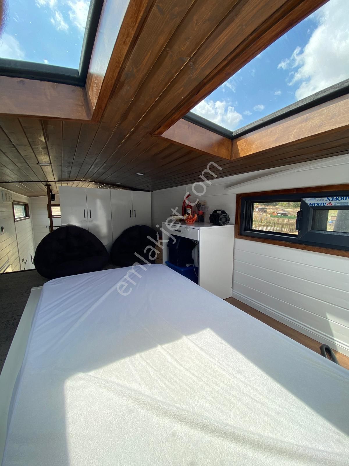 Çatalca Da 7/24 Güvenlikli Site De 200m2 Bahçe Ve Tiny Hause Ev - Görsel 23