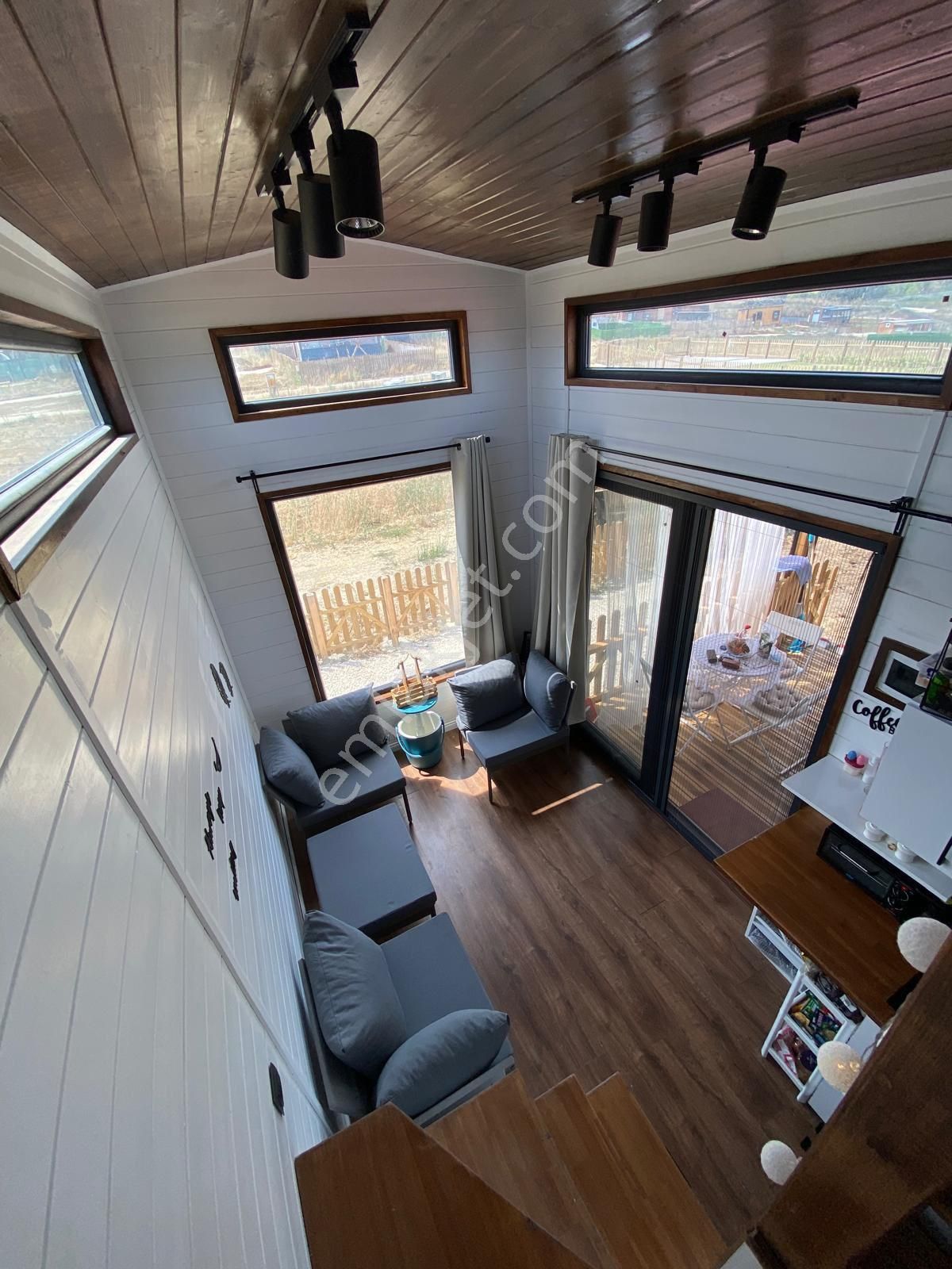 Çatalca Da 7/24 Güvenlikli Site De 200m2 Bahçe Ve Tiny Hause Ev - Görsel 24