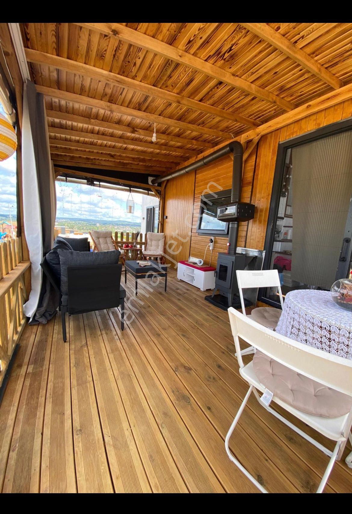 Çatalca Da 7/24 Güvenlikli Site De 200m2 Bahçe Ve Tiny Hause Ev - Görsel 9