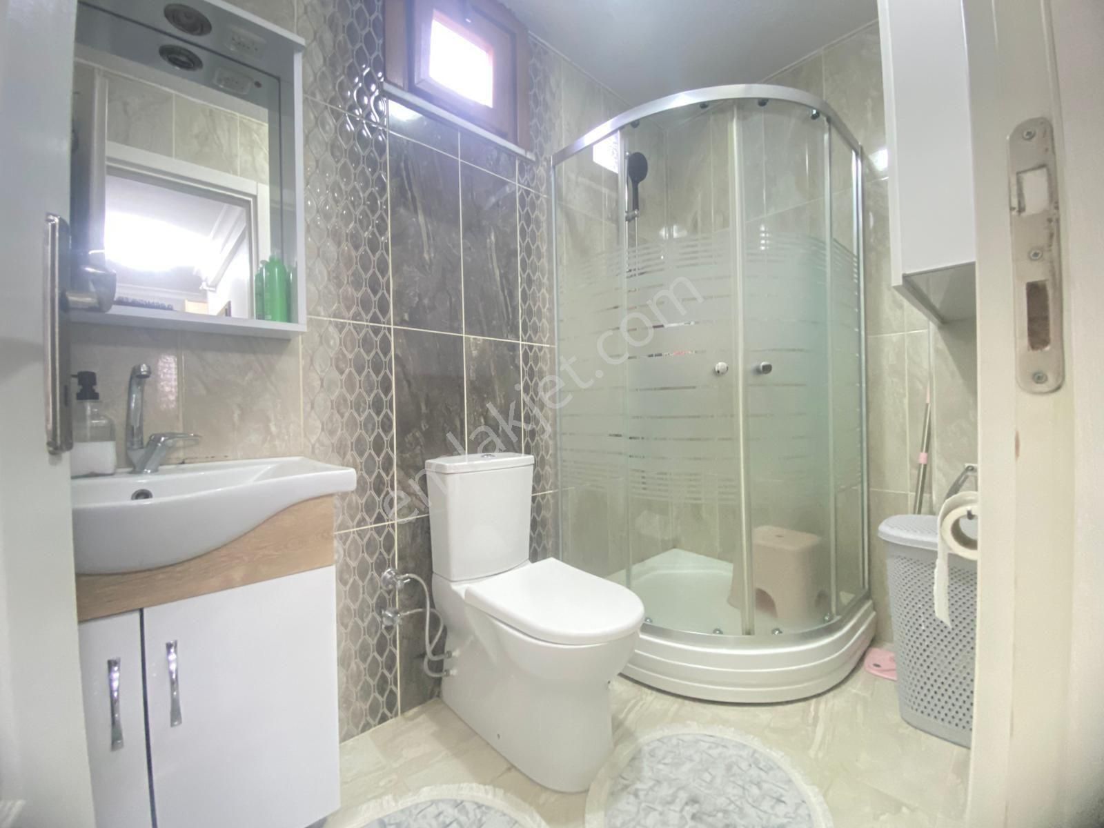 Abdurrahmangazi Mahallesinde 5+1,160m2 Çatı Dubleks - Görsel 19