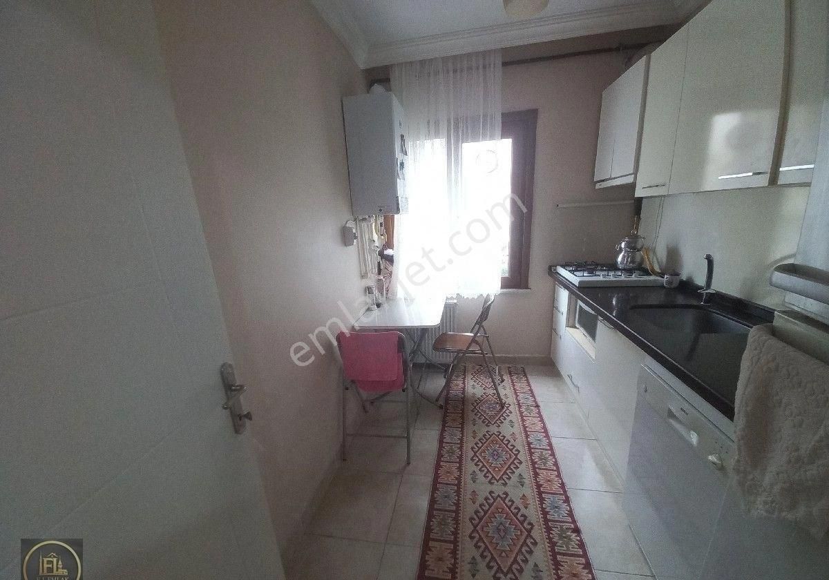 Fl Emlaktan Ümraniye Necip Fazıl Mahallesinde Çok Temiz Esyalı Kiralık 2+1 Ara Kat Daıre - Görsel 11