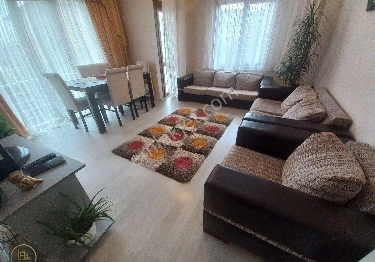 Fl Emlaktan Ümraniye Necip Fazıl Mahallesinde Çok Temiz Esyalı Kiralık 2+1 Ara Kat Daıre - Görsel 14