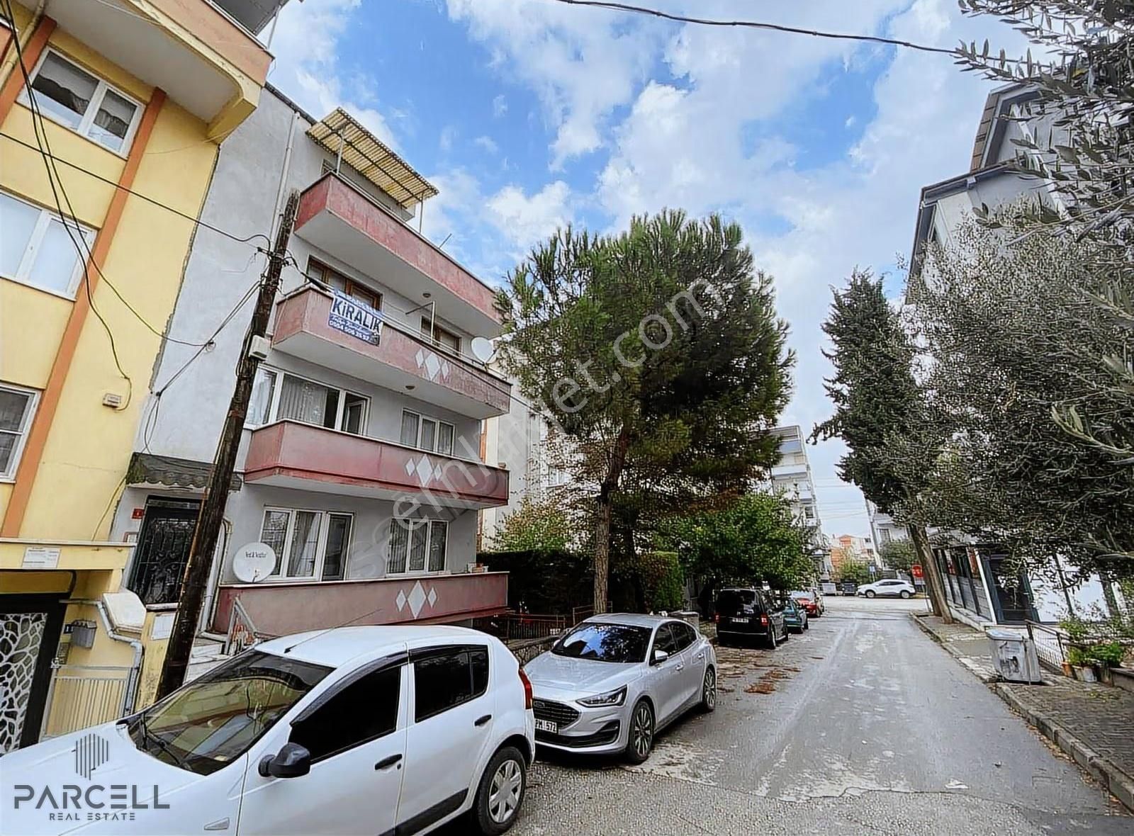 Atatürk Mahallesi Kiralık Geniş 2+1 Daire