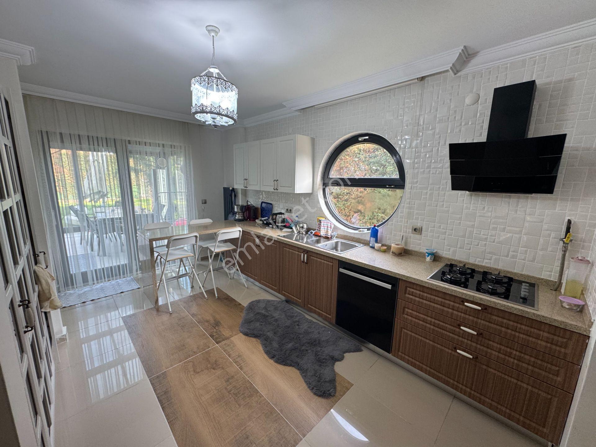 Sapanca’da Satılık Müstakil Yüzme Havuzlu Villa…. - Görsel 19