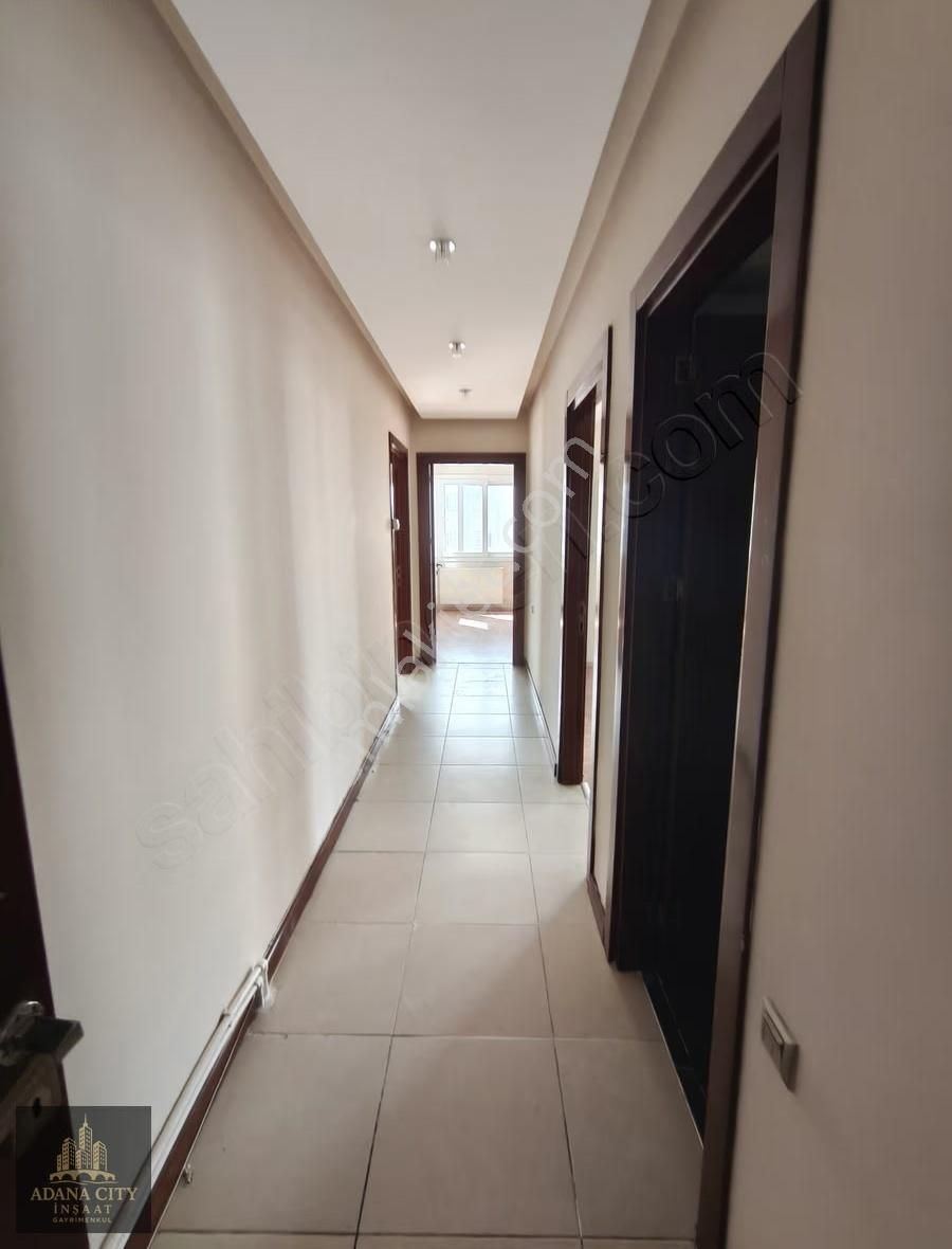 İzzet Begoviç Te Geniş M2 Doğalgazlı 4+1 Kiralık Daire - Görsel 3