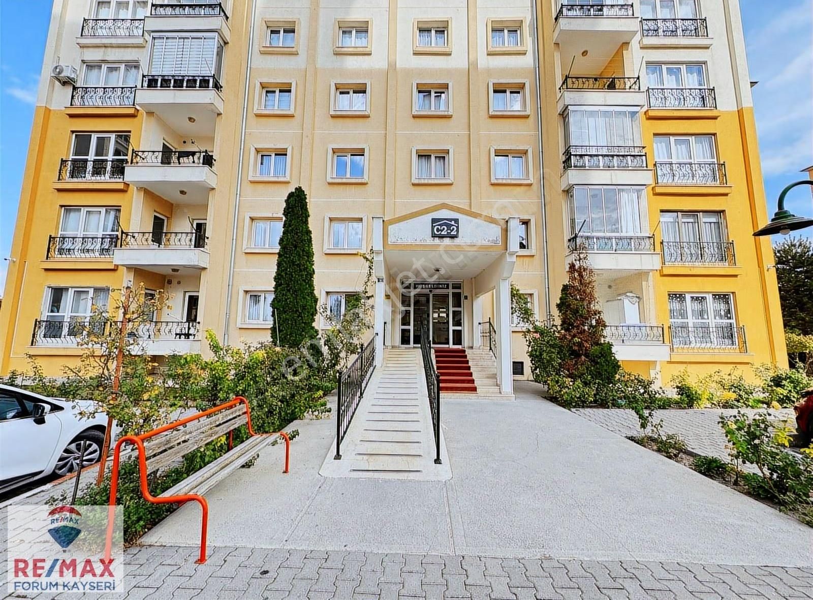 Talas Tokide Üniversite Girişinde Kiralık 3+1 Daire - Görsel 13