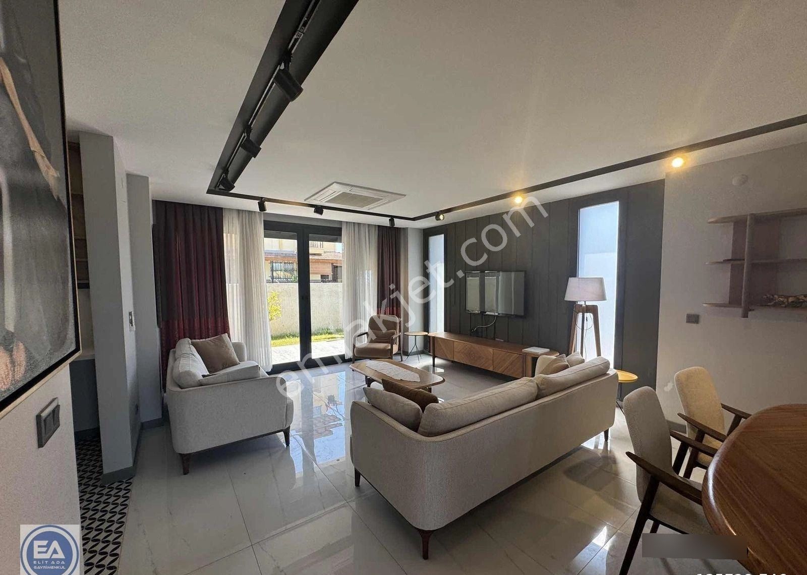 Kuşadası Karaova Mahallesindeözel Havuzlu 4+1 Villa - Görsel 28