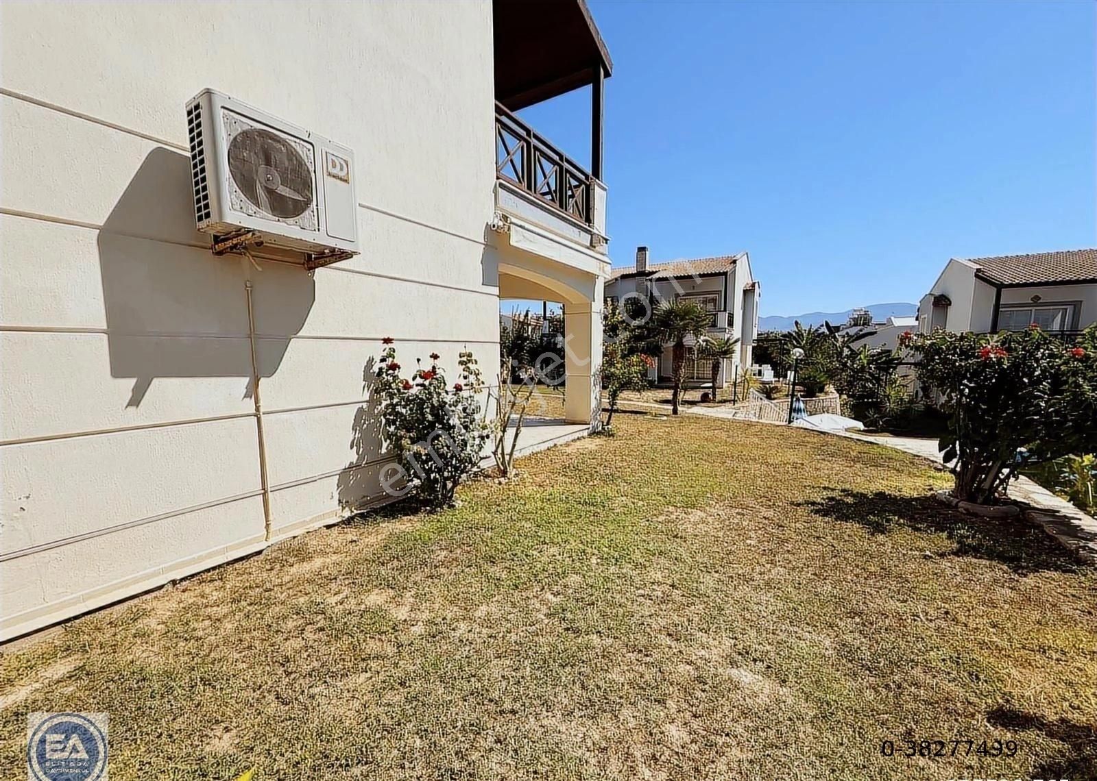 Kuşadası Karaova Mahallesinde 3+1 Havuzlu Sitede Yazlık - Görsel 16