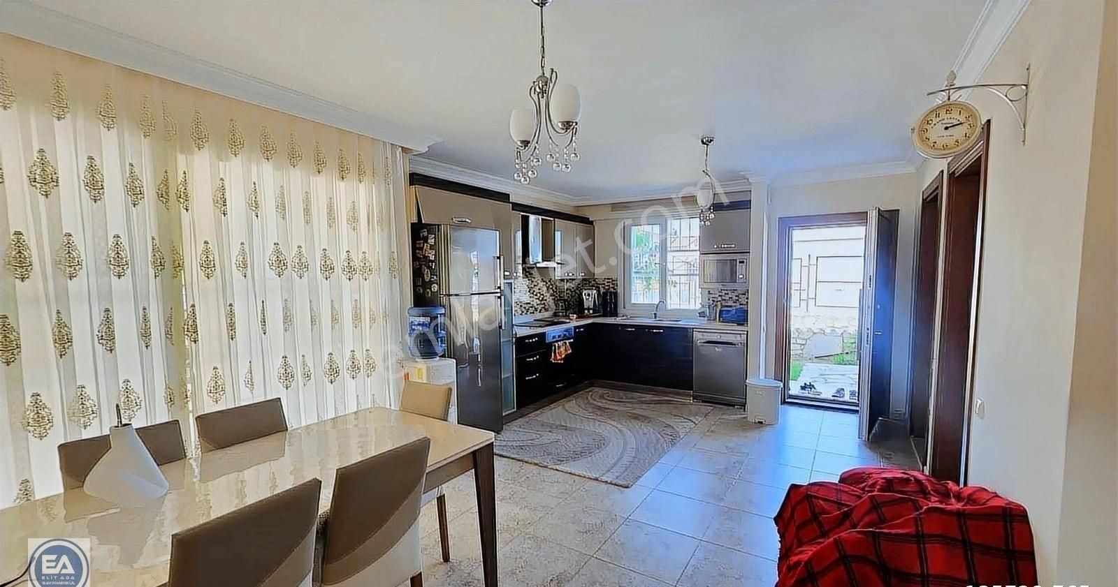 Kuşadası Karaova Mahallesinde 3+1 Havuzlu Sitede Yazlık - Görsel 28