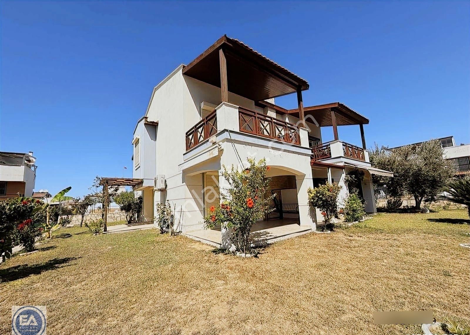 Kuşadası Karaova Mahallesinde 3+1 Havuzlu Sitede Yazlık - Görsel 24