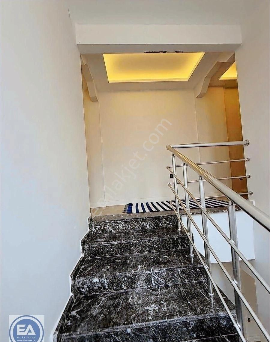 Deniz Manzaralı Özel Havuzlu 4 Oda 1 Salon Bahçeli Villa - Görsel 21