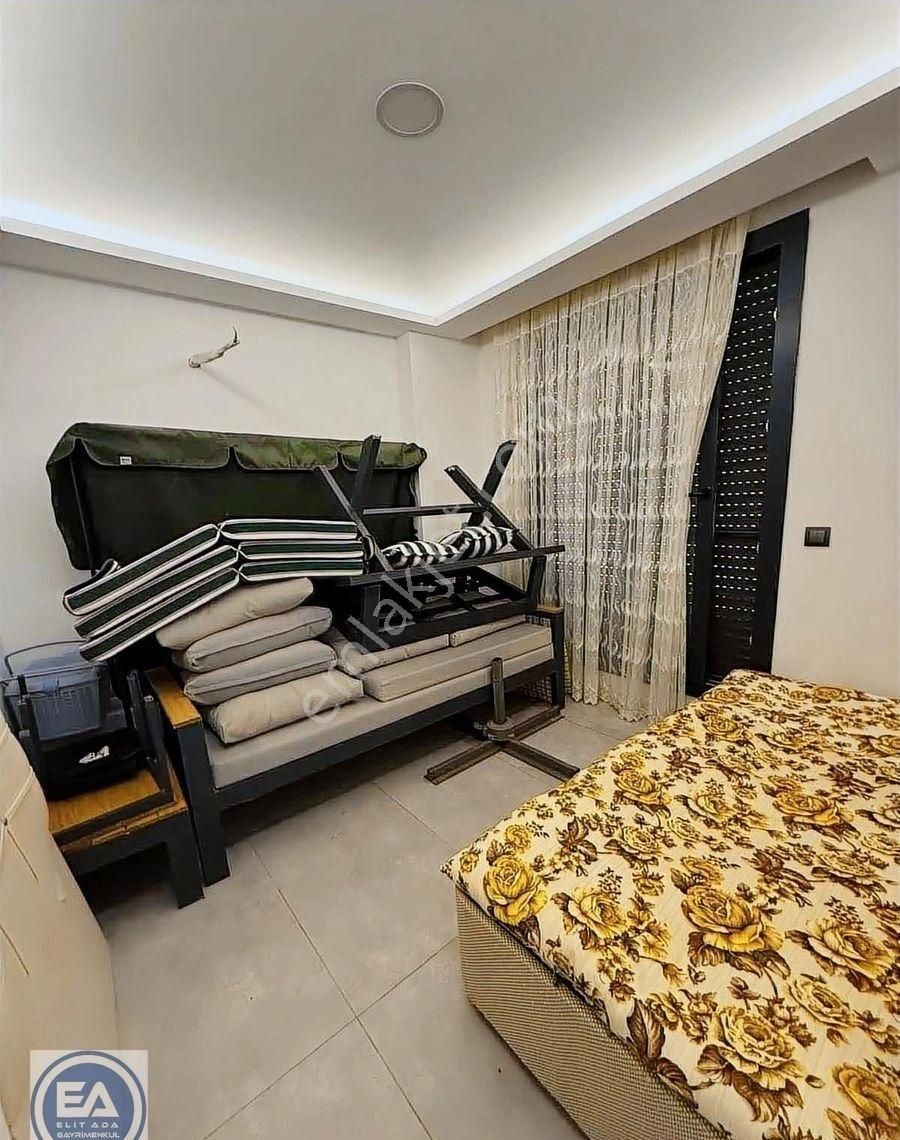 Deniz Manzaralı Özel Havuzlu 4 Oda 1 Salon Bahçeli Villa - Görsel 26