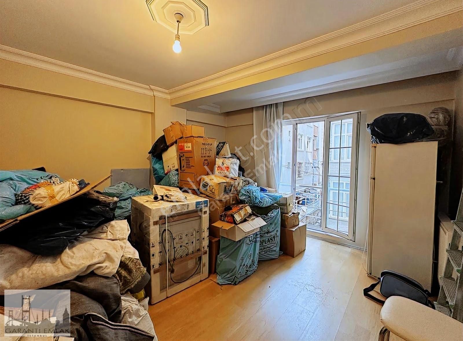 Acil Satılık Asansörlü Katta Tek 80 M2 Satılık 2+1 Boş Daire - Görsel 2