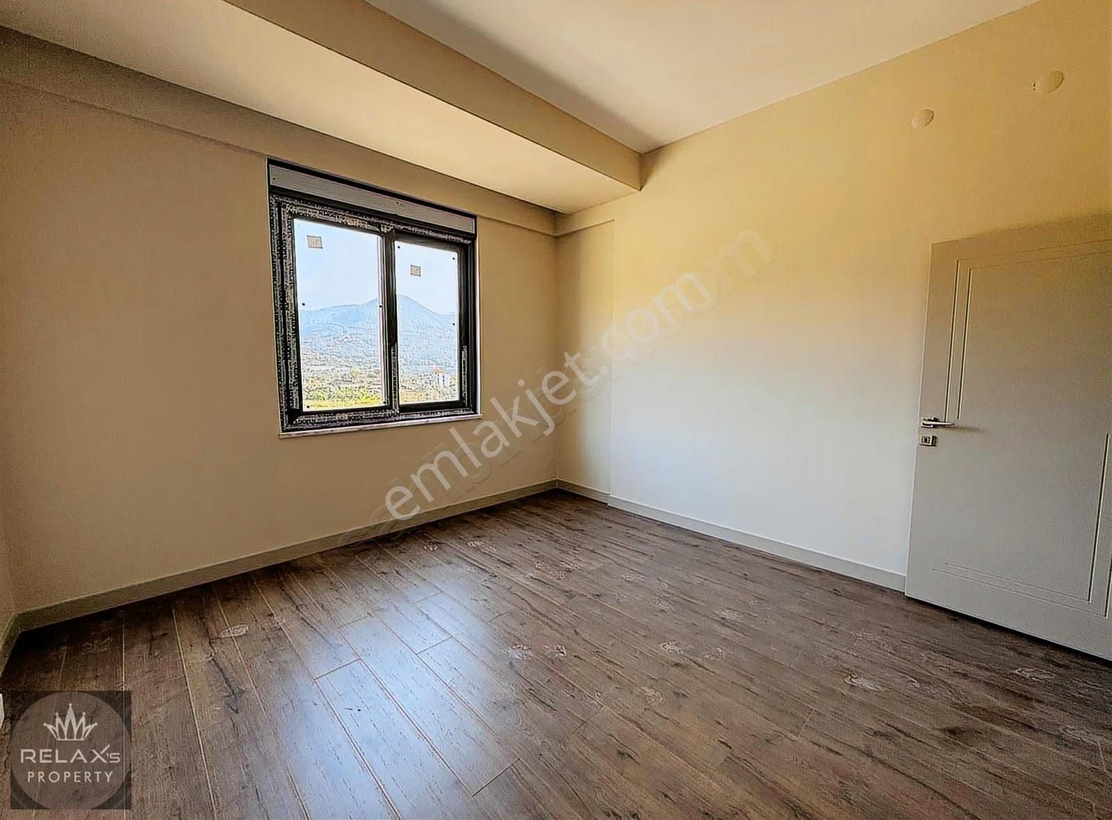 Yatırımlık Çıplaklı Bölgesi Geniş 1+1 Köşe Dairemiz - Görsel 22