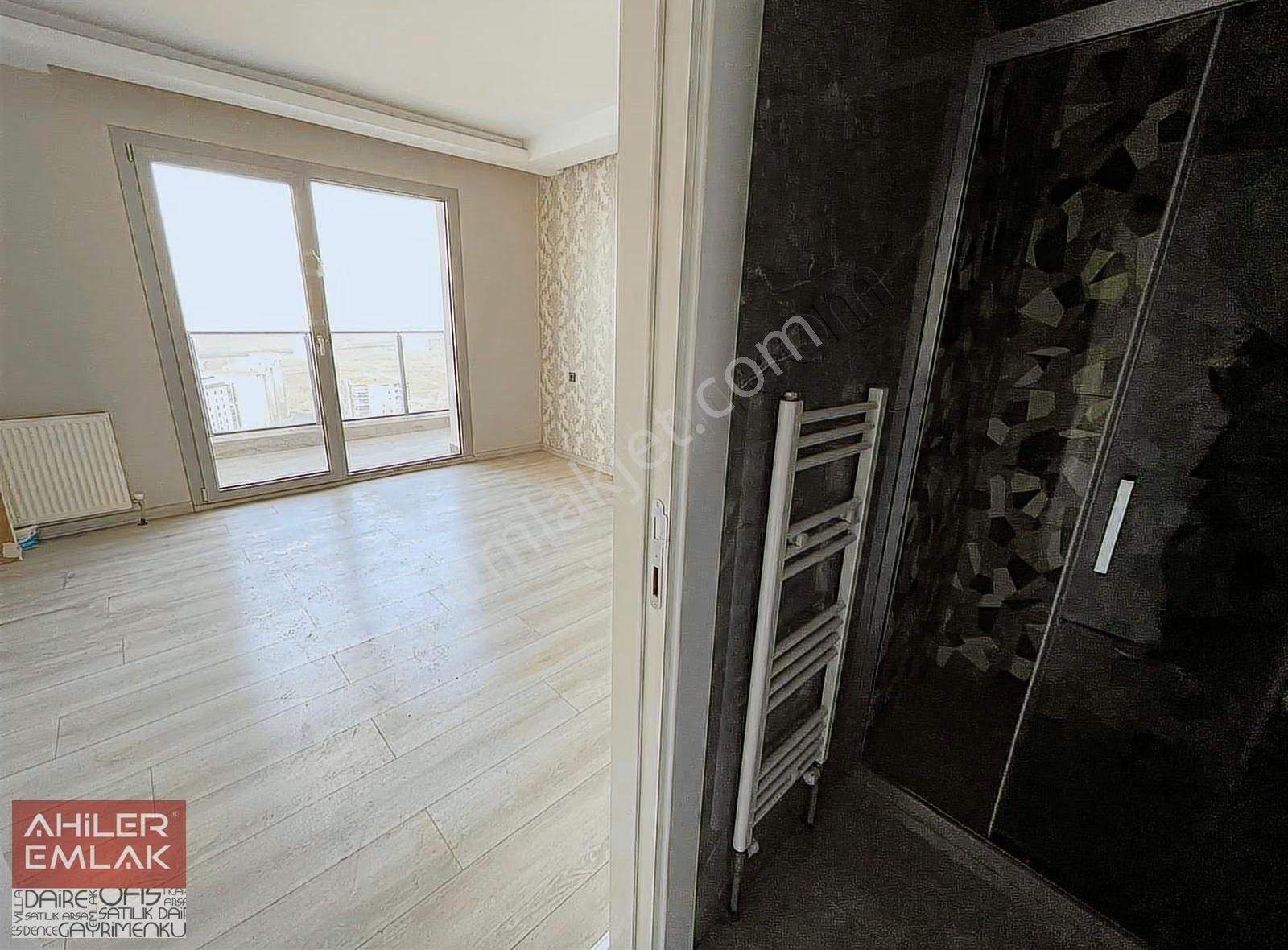 Ahiler'den Çift Girişli Çift Mutfaklı Kilerli Saunalı Full Yaplı - Görsel 20