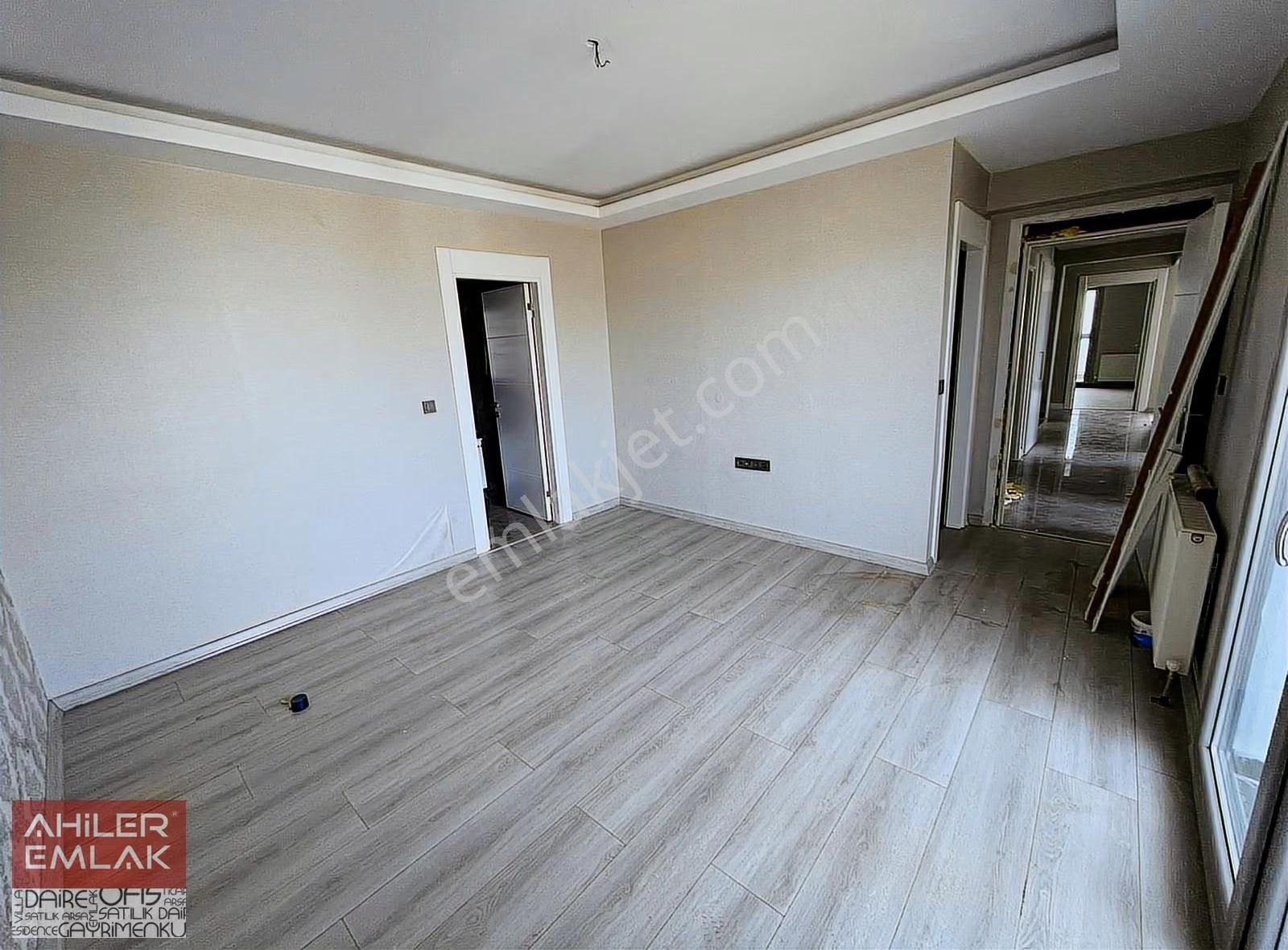 Ahiler'den Çift Girişli Çift Mutfaklı Kilerli Saunalı Full Yaplı - Görsel 27