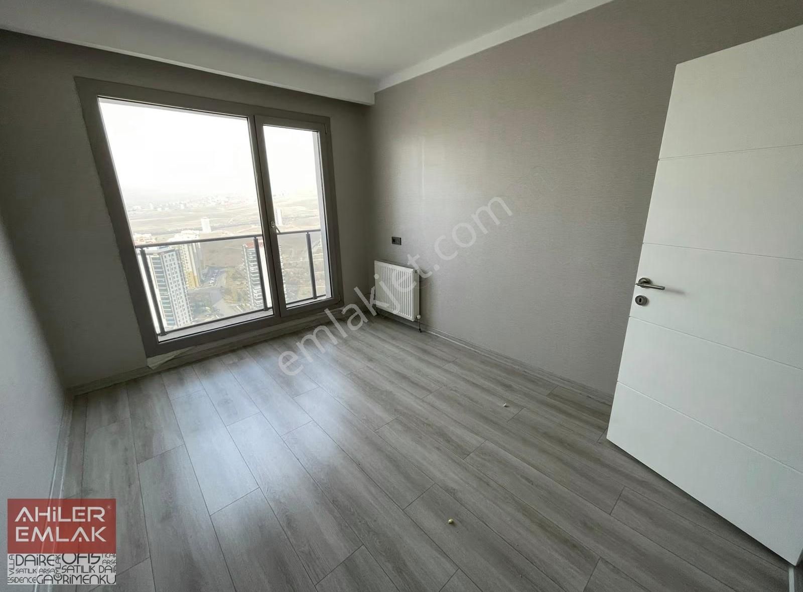 Ahiler'den Çift Girişli Çift Mutfaklı Kilerli Saunalı Full Yaplı - Görsel 19