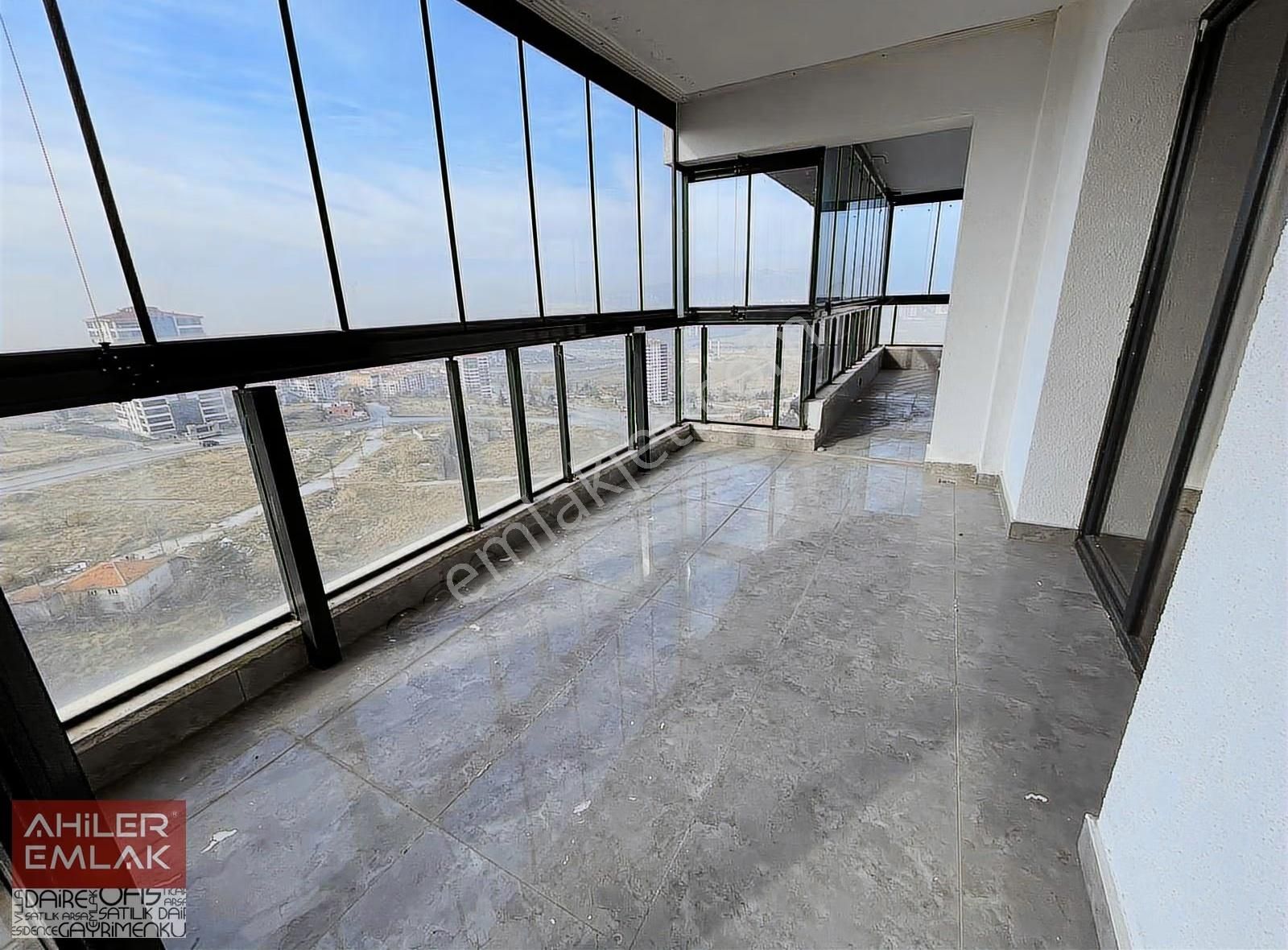 Ahiler'den Çift Girişli Çift Mutfaklı Kilerli Saunalı Full Yaplı - Görsel 13