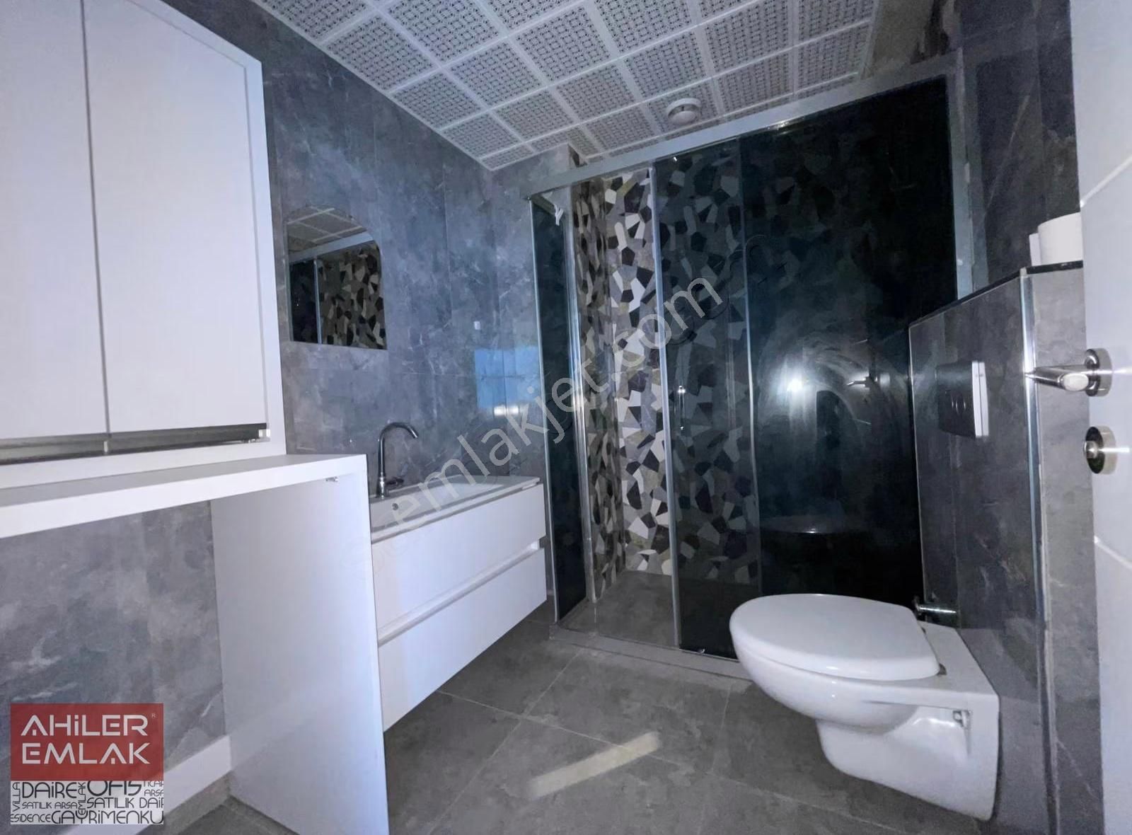 Ahiler'den Çift Girişli Çift Mutfaklı Kilerli Saunalı Full Yaplı - Görsel 22