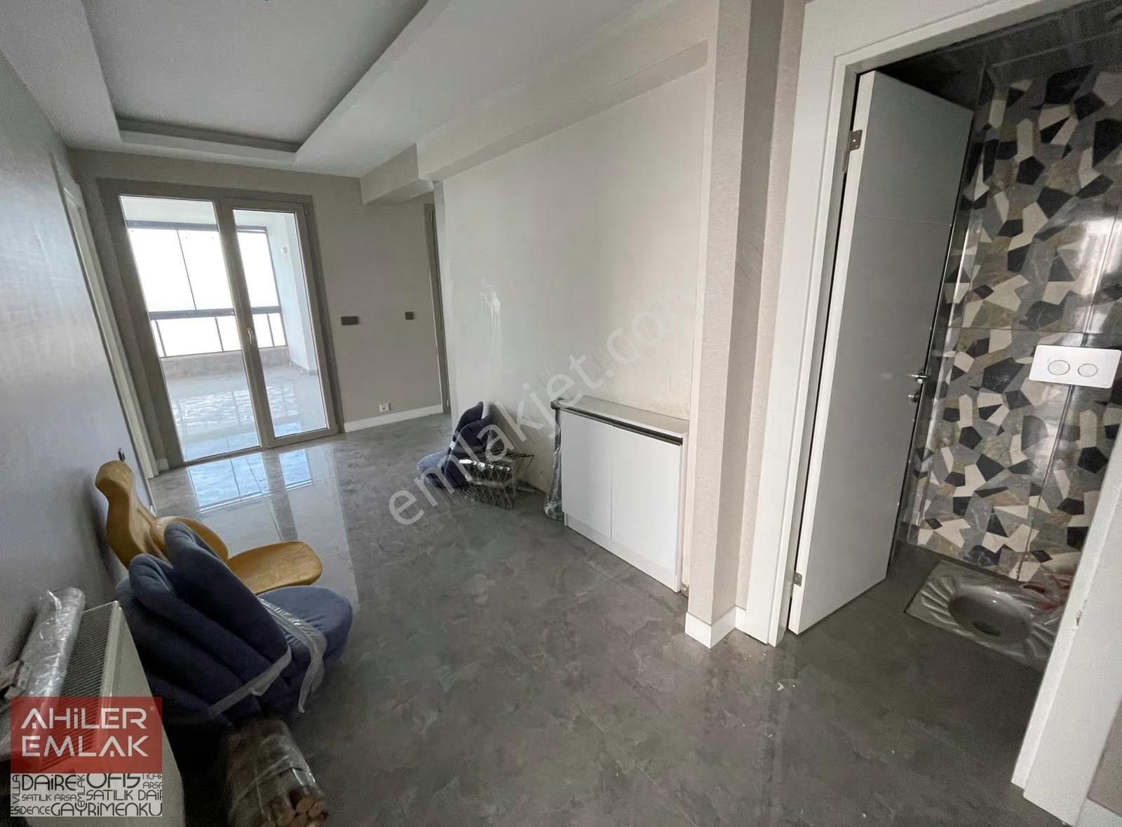 Ahiler'den Çift Girişli Çift Mutfaklı Kilerli Saunalı Full Yaplı - Görsel 30