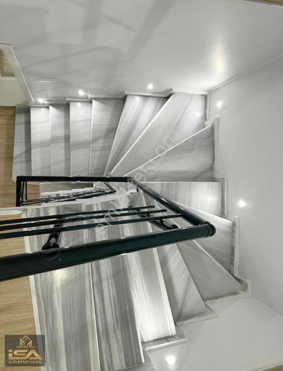 Marmaraereğlisinde Müstakil 5+1 Krediye Uygun Denize 600 Metre - Görsel 2