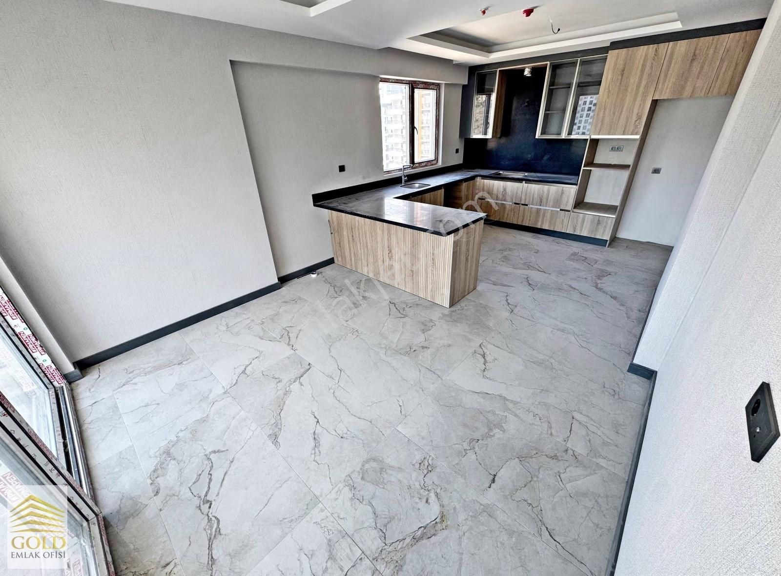 Gold Emlaktan Ovacık Yozgat Bulvara Cephe Sıfır Katta 5+1 Daire_ - Görsel 21