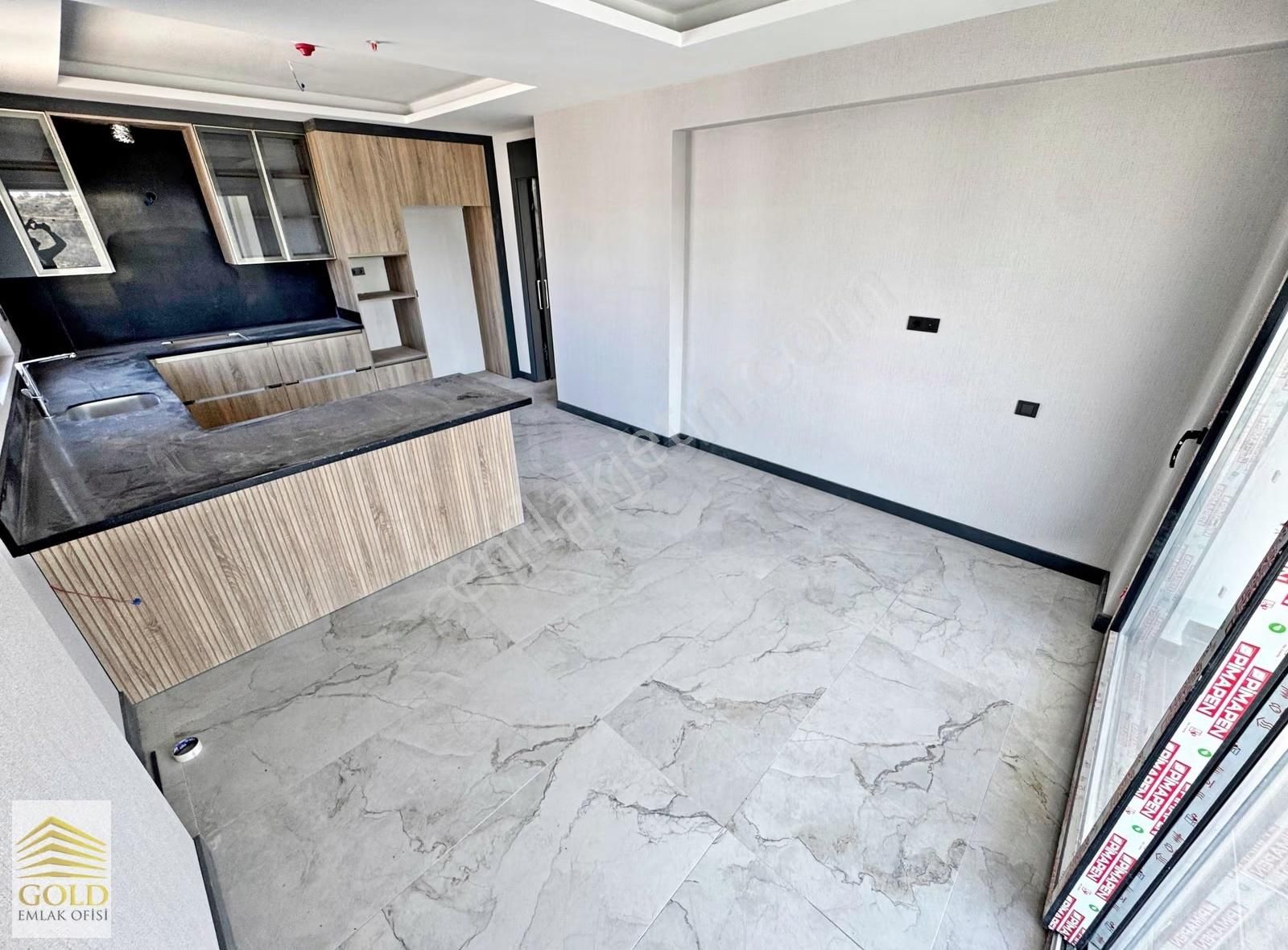 Gold Emlaktan Ovacık Yozgat Bulvara Cephe Sıfır Katta 5+1 Daire_ - Görsel 14