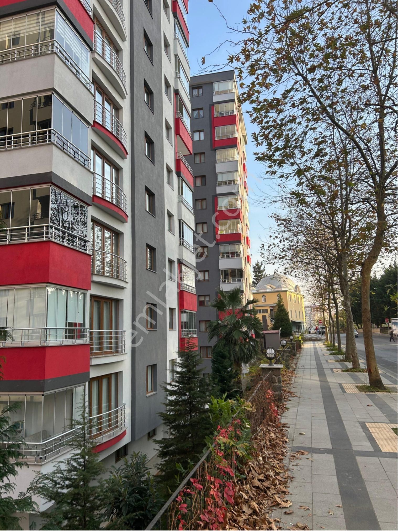 Trabzon Çukurçayır İnci Evleri Sitesi 3+1 Ön Blok Daire - Görsel 4