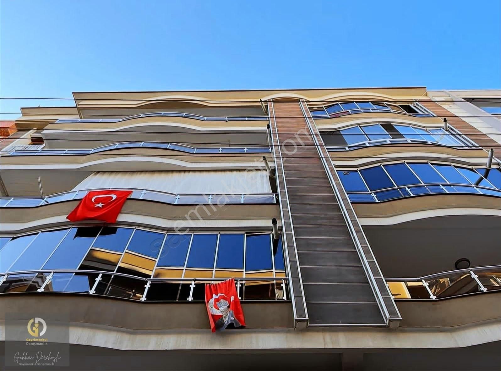 Demirköprü Izban Yanı Ferah 3+1 Satılık Daire - Görsel 3