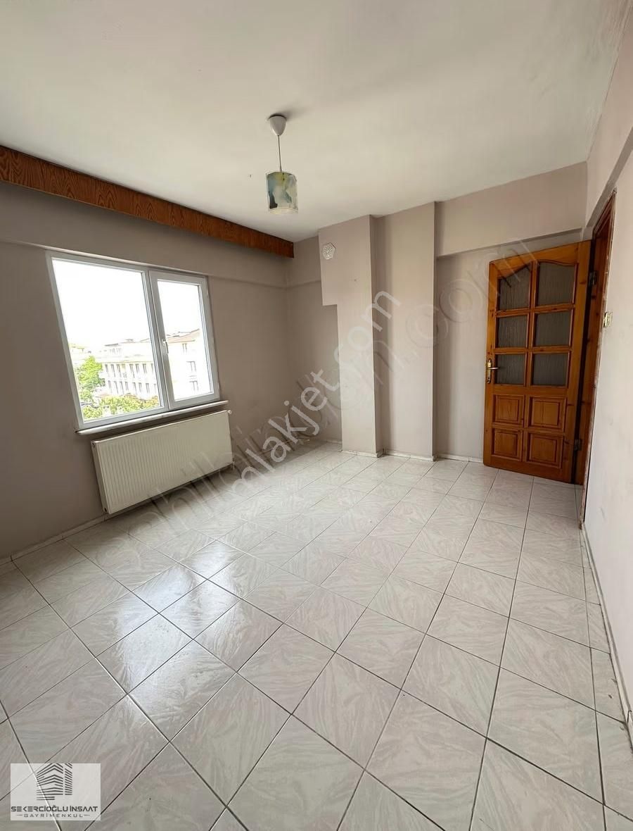 Şekercioğlu'ndan Çiftlikköy Sahil Mh.de 3+1 Kiralık Daire