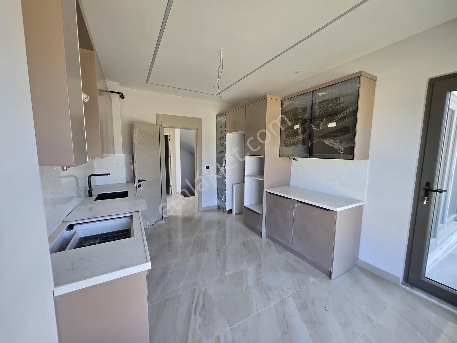 Yalova Özden Mah Ultra Lüks,eşsiz Konumda Satılık 4+1 Tripleks - Görsel 21