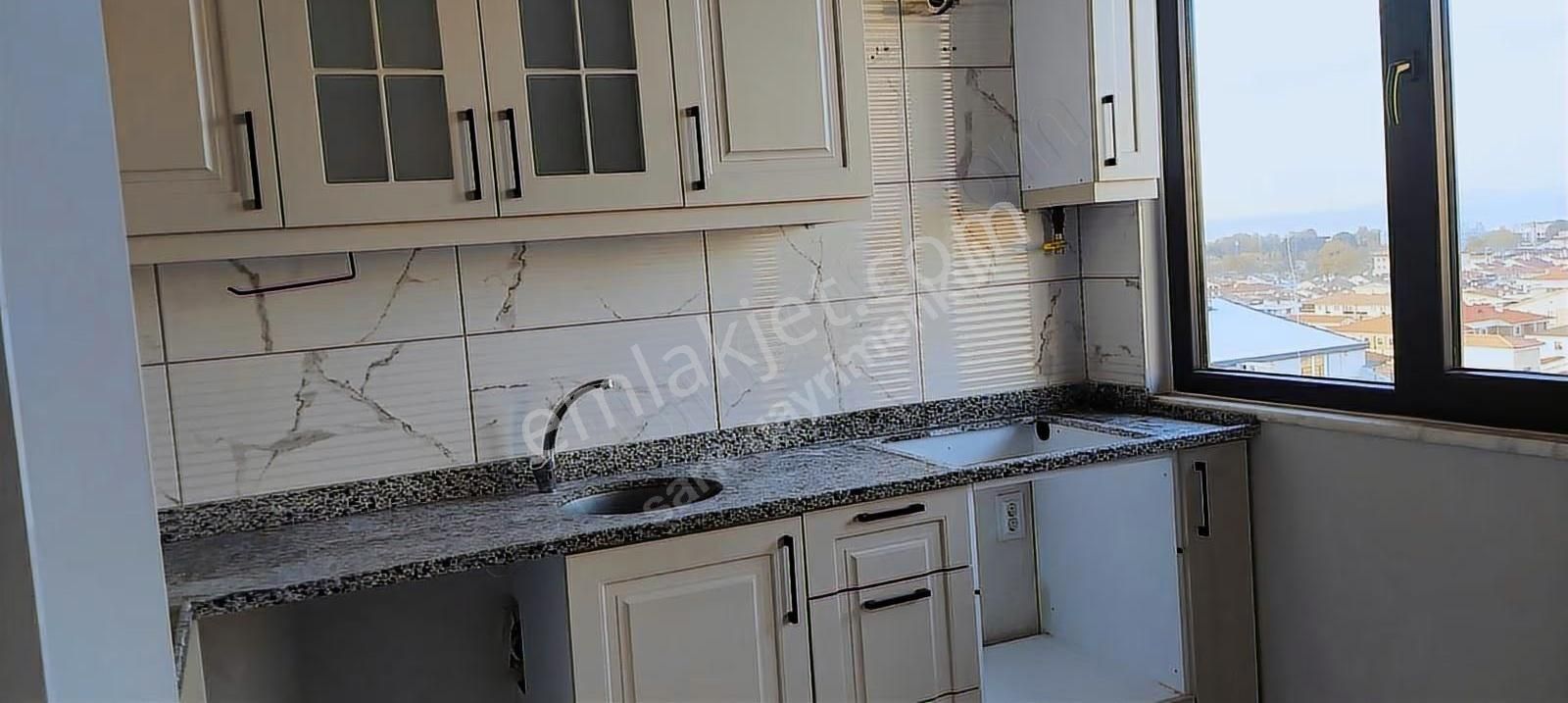 Çiftlikköy M. Akif Ersoy Mahallesi Full Deniz Manzaralı Daire - Görsel 8