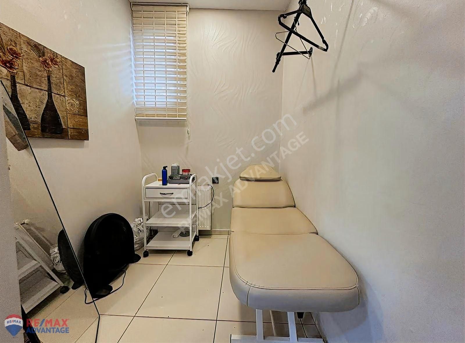 Remax Advantage'dan Konak Cd. Devren Kiralık Kadın Kuaför Salonu - Görsel 7