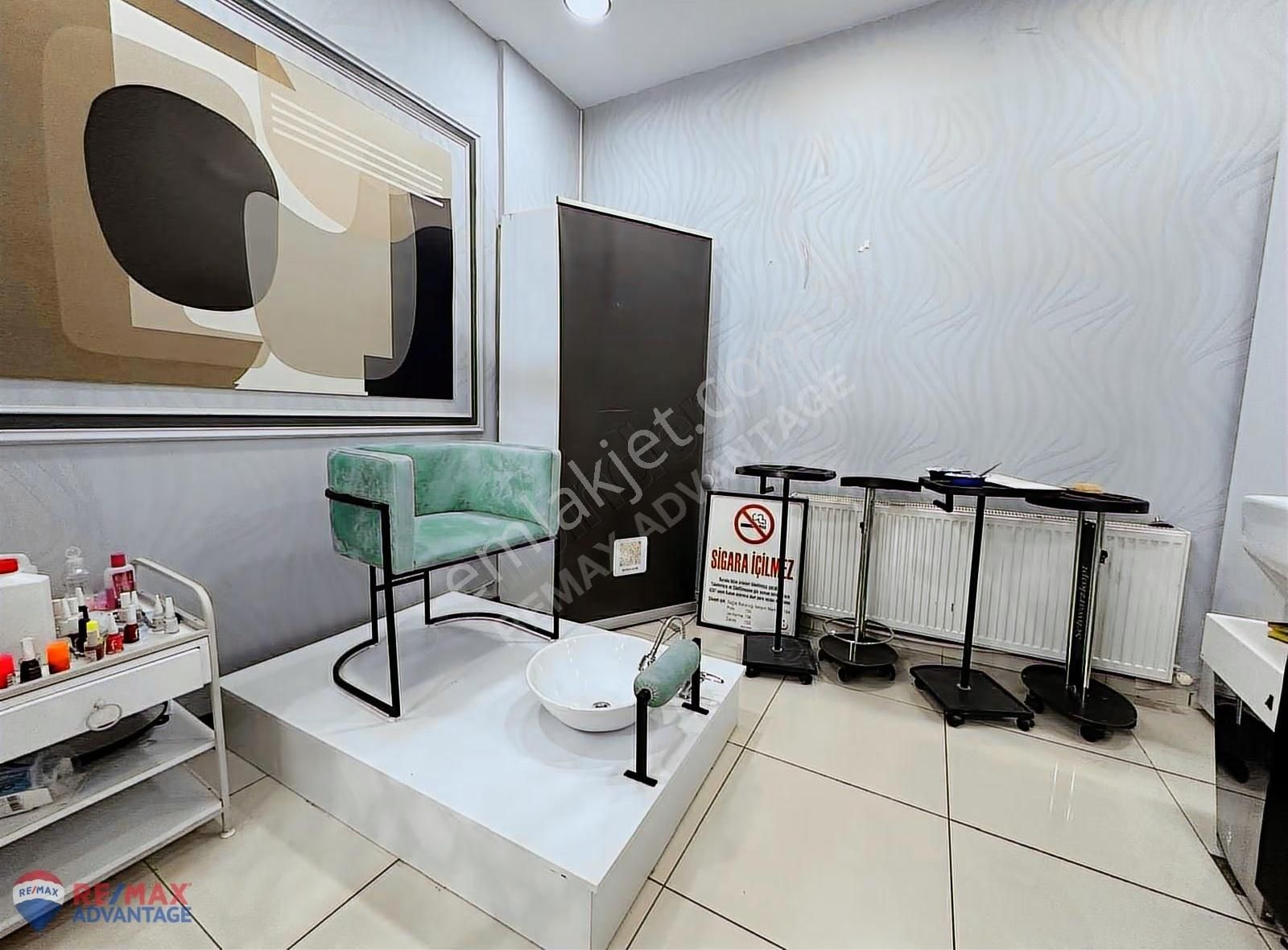 Remax Advantage'dan Konak Cd. Devren Kiralık Kadın Kuaför Salonu - Görsel 5