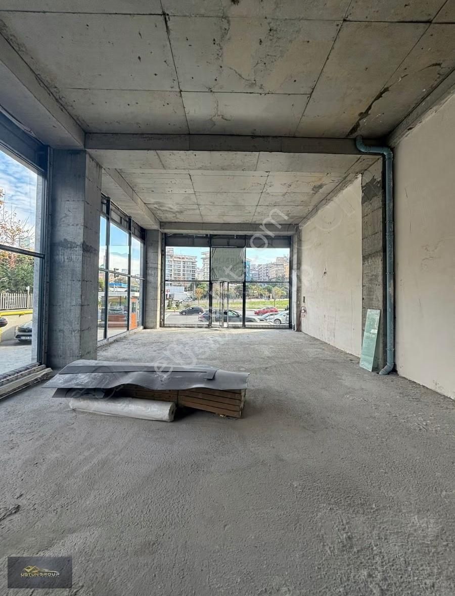 Kağıthane Seba Central Cadde Üzeri Kiralık Ticari Alan - Görsel 10