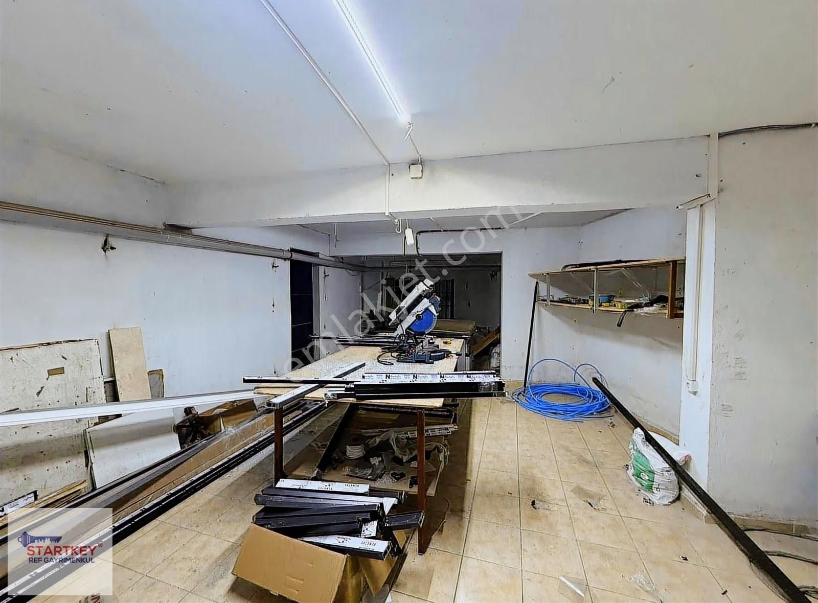 Çanakkale Asfaltı Cepheli 3 Katlı Depolu Kiralık Dükkan - Görsel 18