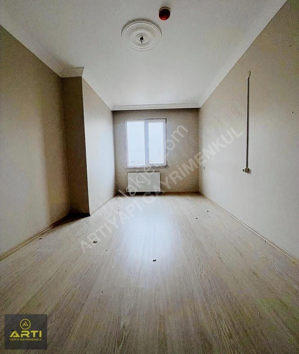 Bahçeşehir'e Komşu Site İçi Bina Yaşı 5 2+1 90m2 Satılık Daire - Görsel 25