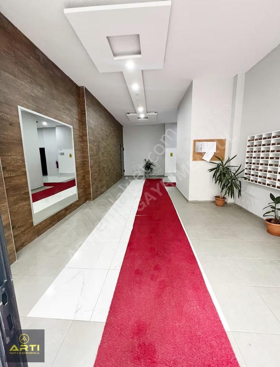 Bahçeşehir'e Komşu Site İçi Bina Yaşı 5 2+1 90m2 Satılık Daire - Görsel 12