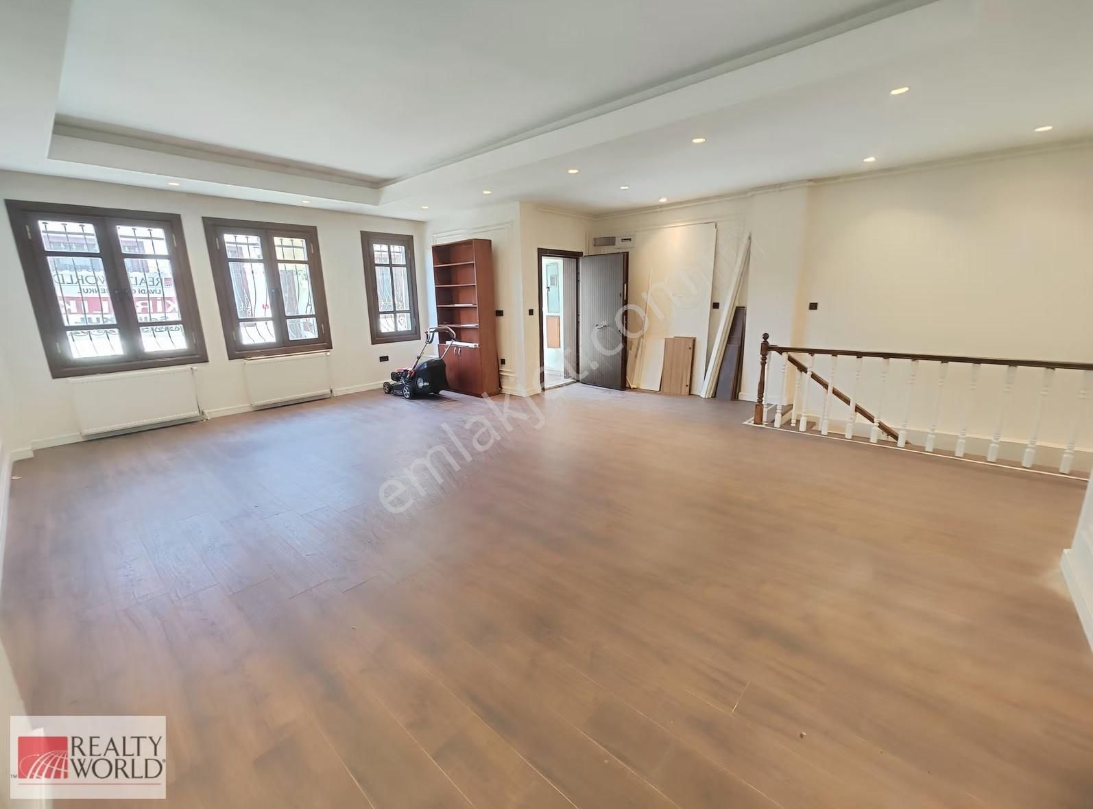 Tarihi Lokasyonda Müstakil 180m2 Ofis Konut Muayenehane Vb İşer - Görsel 31