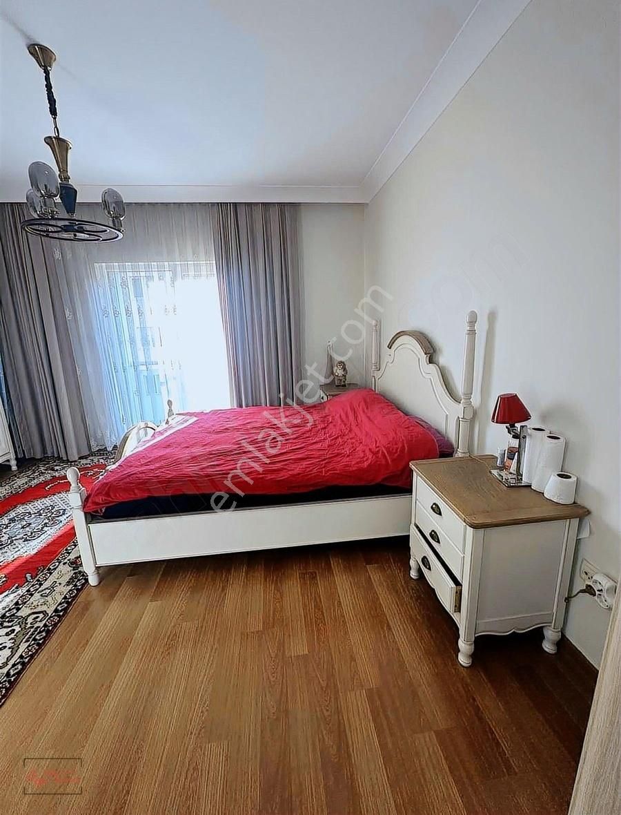 Viaport Karşısı Park Town Özel Yapılı Çamaşır Odalı Çok Şık 3+1 - Görsel 23