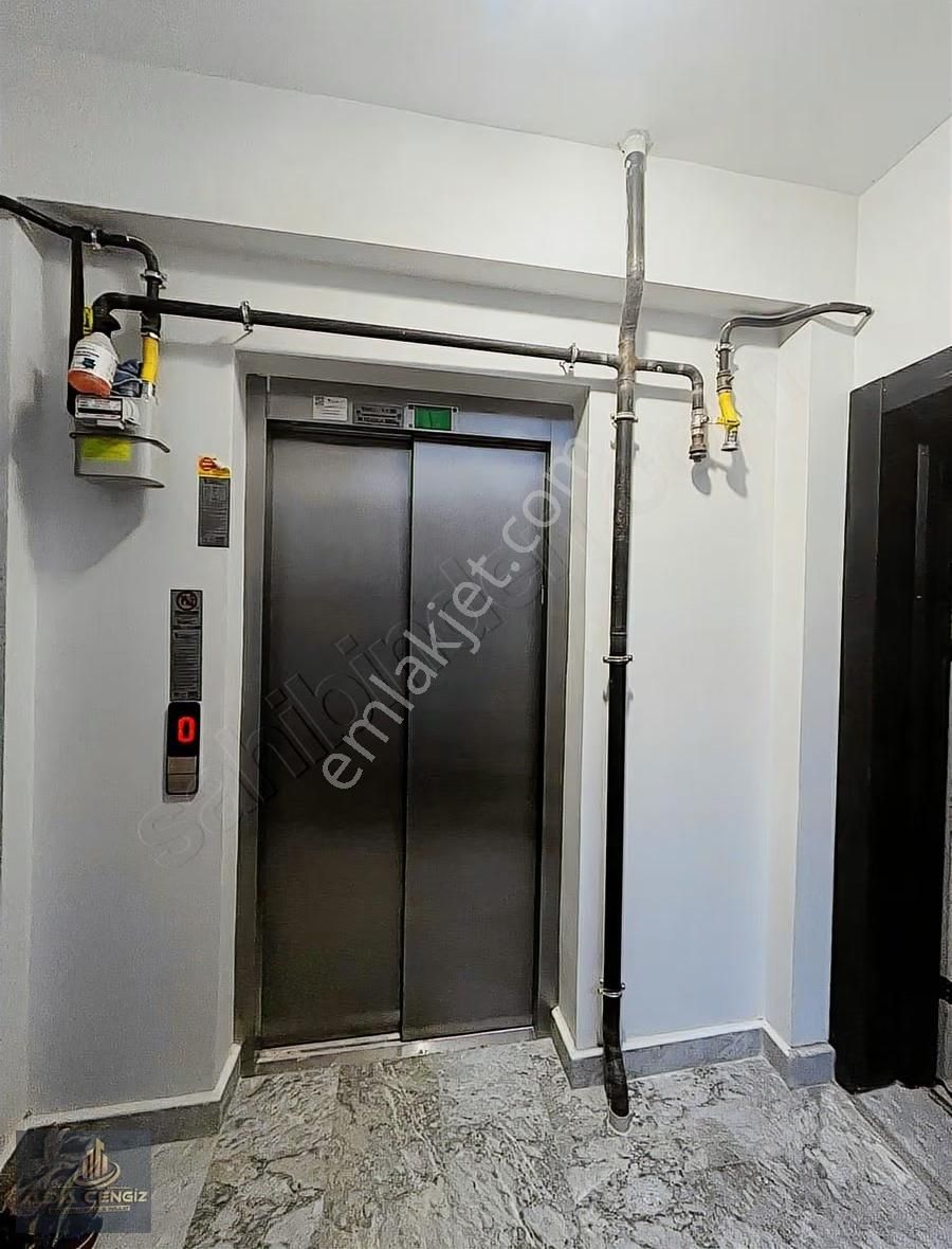 Serdivan Arabacı Alanı Mahallesinde 3+1 140 M2 Ultra Lüks Daire - Görsel 10