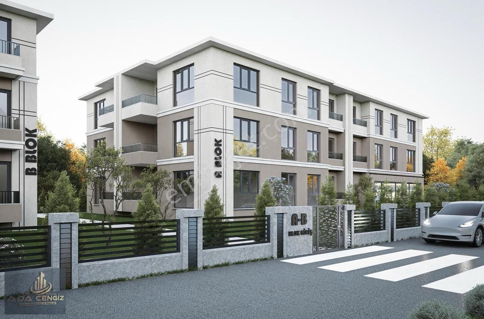 Serdivan Kazımpaşada Ana Cadde Üzerinde Site İçi 3+1 125m2daire