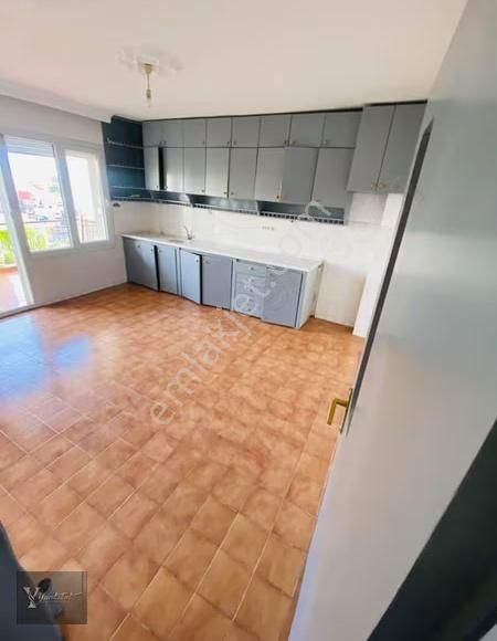 Gülveren Mahallesinde 3+1 Çok Geniş Kiralik Daire - Görsel 10