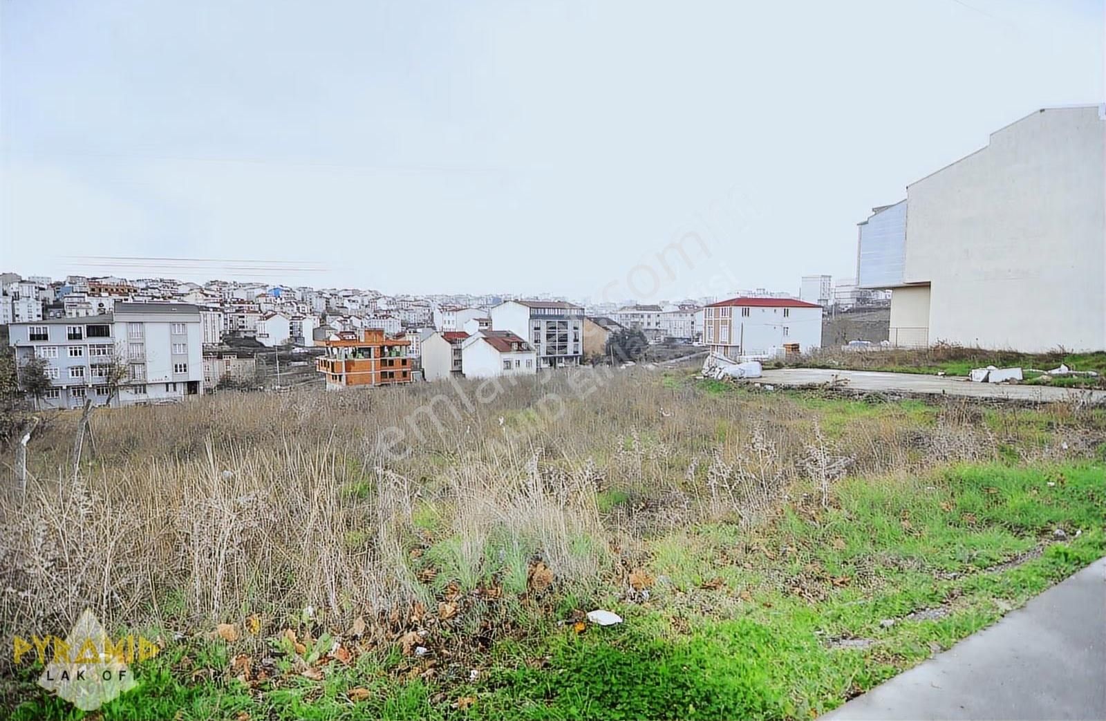 Pyramıd'den Arnavutköy Kıbrıs Cadde Üzeri Ticari+konut İmarlı